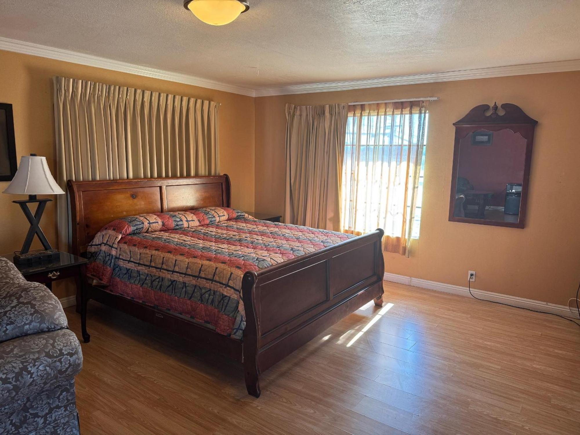 Hotel Vista - Riverside